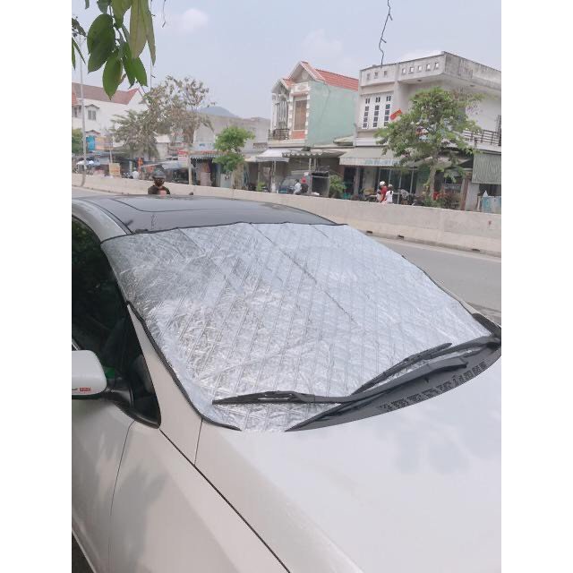 Bạt che nắng kính lái ô tô
