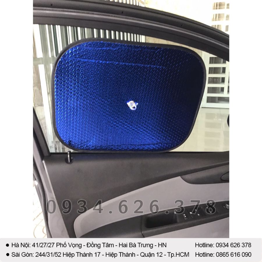 Tấm xốp che nắng ô tô, xốp chắn nắng cách nhiệt xe hơi