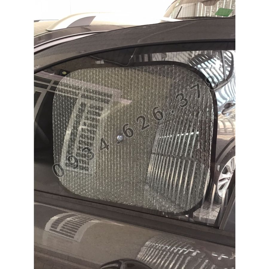 Tấm xốp che nắng ô tô, xốp chắn nắng cách nhiệt xe hơi