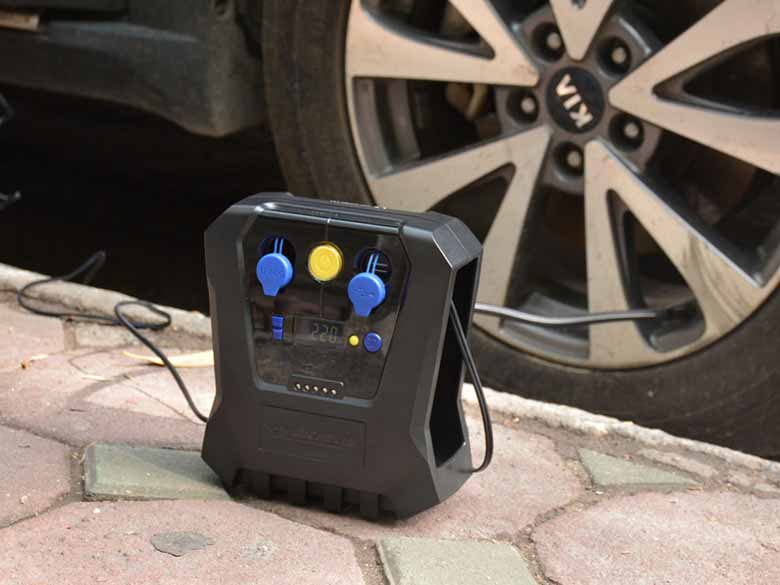 Bơm lốp ô tô Michelin có tốt không?