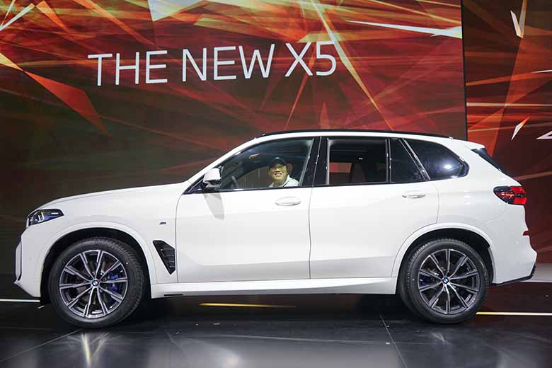 BMW X5 2024