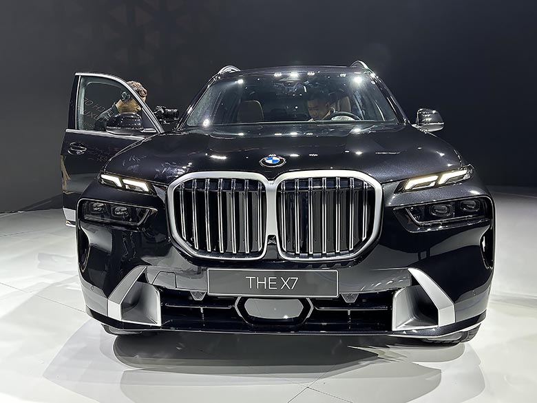 BMW X7 2023