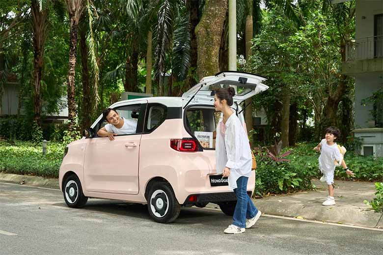 Xe Wuling của nước nào? Giá xe Wuling Hongguang tại Việt Nam