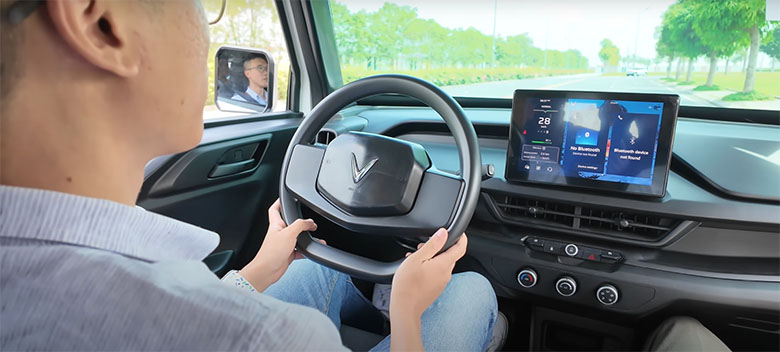 Ai nên chọn xe VF3